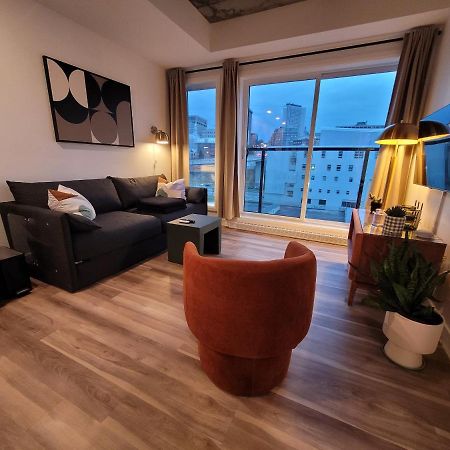 Condo Mid-Century Modern Style - Pool/Terrace Québec Exteriör bild