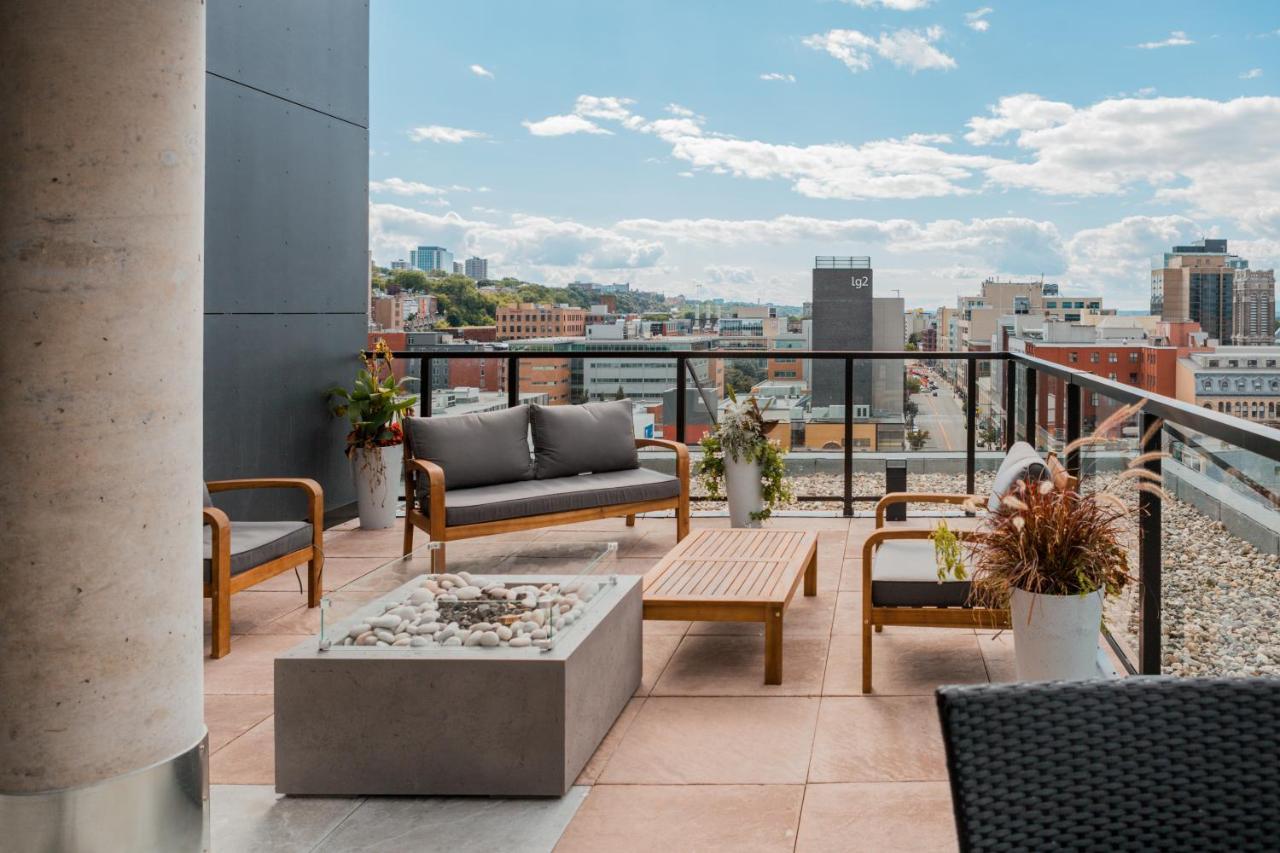 Condo Mid-Century Modern Style - Pool/Terrace Québec Exteriör bild